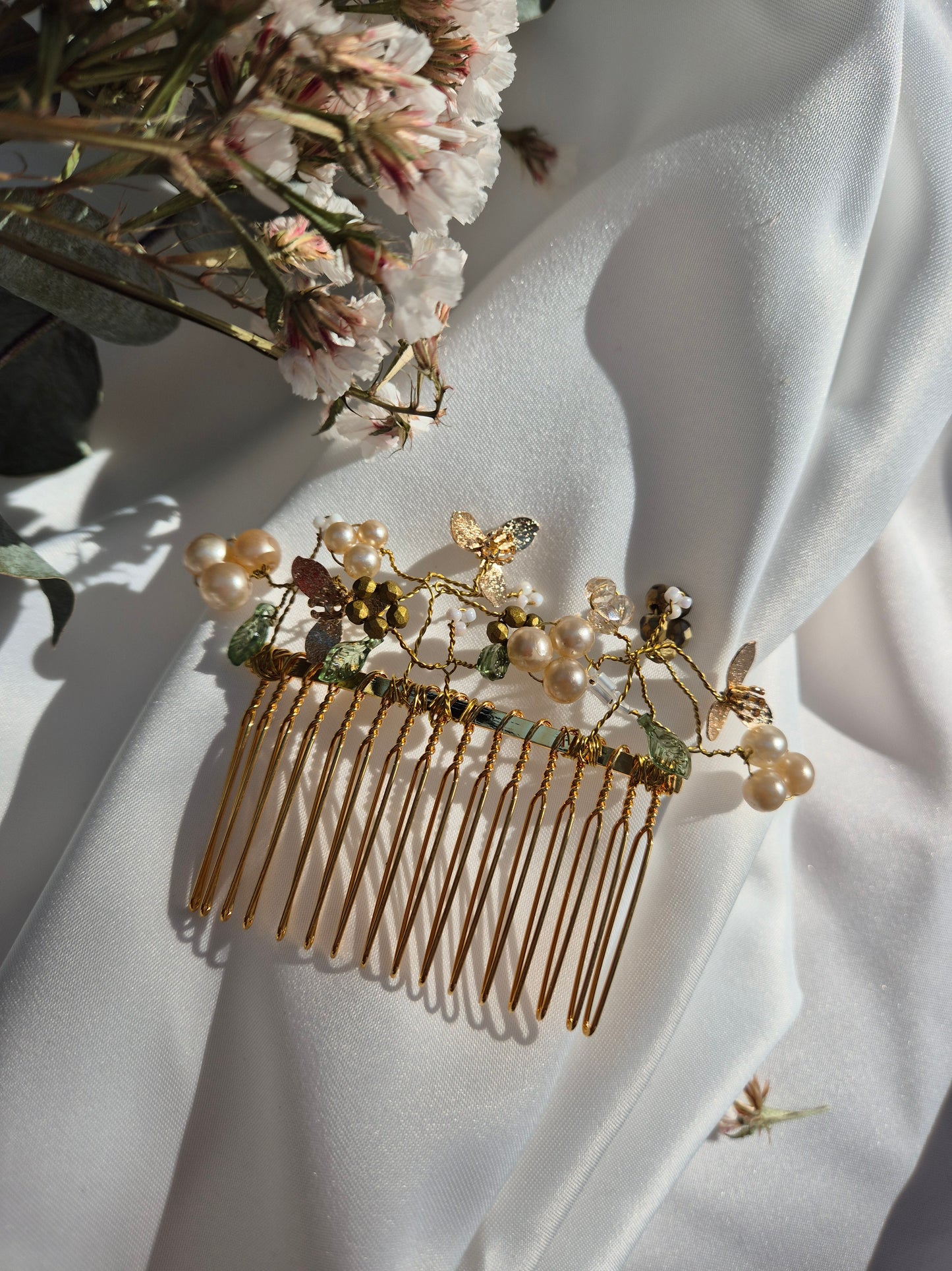 one of a kind floral gold plated hair comb